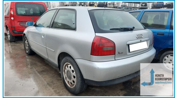 AUDI A3 8L del 1998 parti usate e ricambi - Tipo Motore AHF