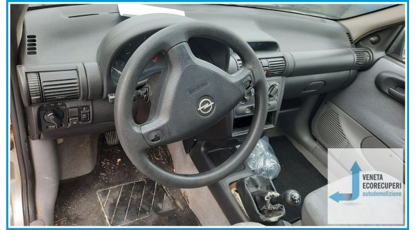 OPEL CORSA S93 del 1998 parti usate e ricambi - Tipo Motore X14SZ