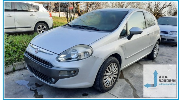 FIAT PUNTO EVO 3J del 2010 parti usate e ricambi - Tipo Motore 199A2000