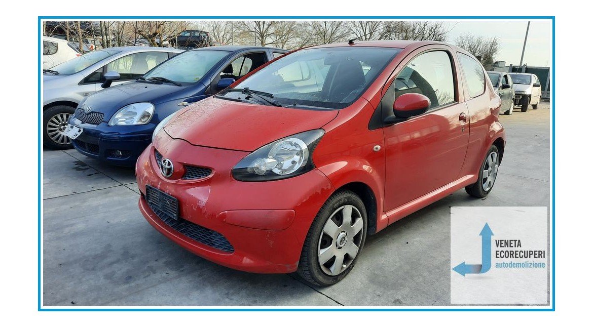 TOYOTA AYGO 1a Serie  del 2006 parti usate e ricambi - Tipo Motore 1KRFE