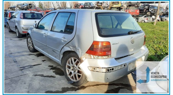 VOLKSWAGEN GOLF 1J del 2001 parti usate e ricambi - Tipo Motore Azd
