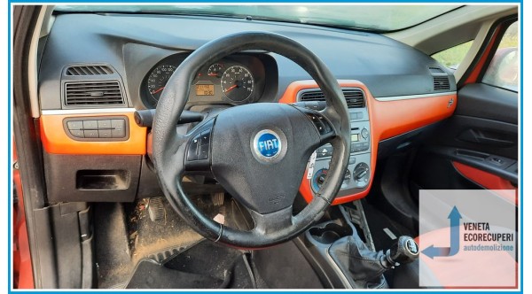 FIAT GRANDE PUNTO 2Y del 2006 parti usate e ricambi - Tipo Motore 199A4000