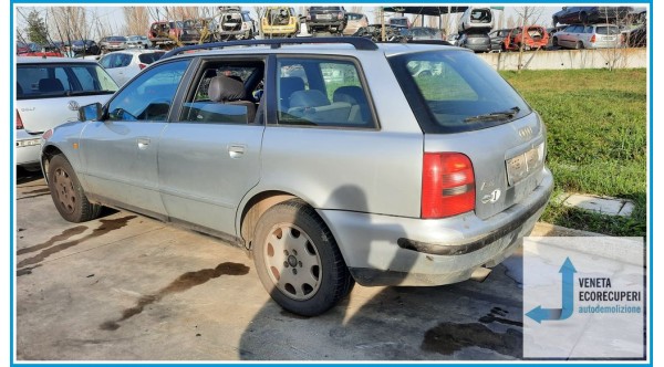 AUDI A4 8D del 1999 parti usate e ricambi - Tipo Motore ADR