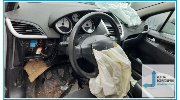 PEUGEOT 207  del 2007 parti usate e ricambi - Tipo Motore KFV