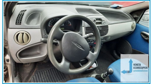 FIAT PUNTO 1N/1P del 2000 parti usate e ricambi - Tipo Motore 188A4000