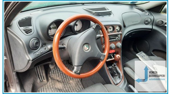 ALFA ROMEO 156 1a Serie  del 2001 parti usate e ricambi - Tipo Motore AR32302