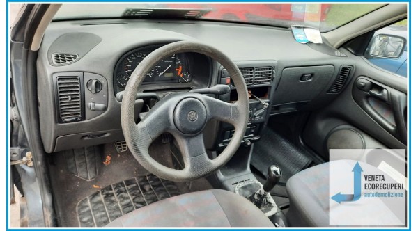 VOLKSWAGEN POLO 3a Serie  del 1997 parti usate e ricambi - Tipo Motore AEX