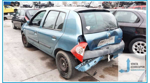 RENAULT CLIO 2a Serie  del 2003 parti usate e ricambi - Tipo Motore K9KA7