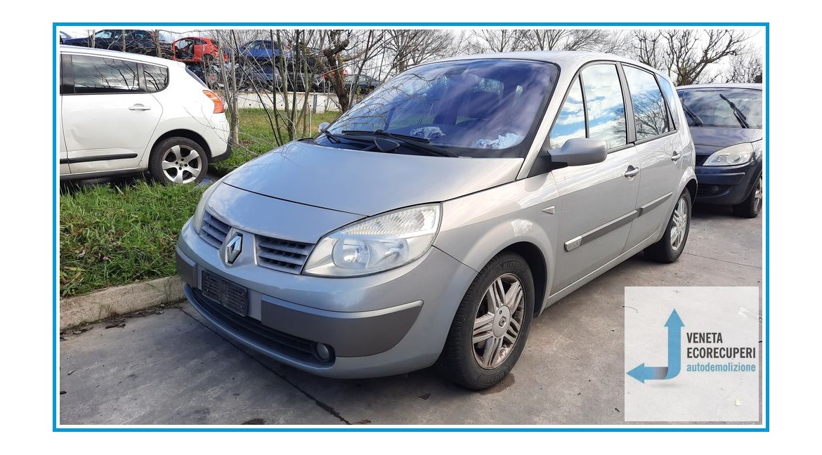 RENAULT SCENIC 2a Serie  del 2003 parti usate e ricambi - Tipo Motore F9QD8
