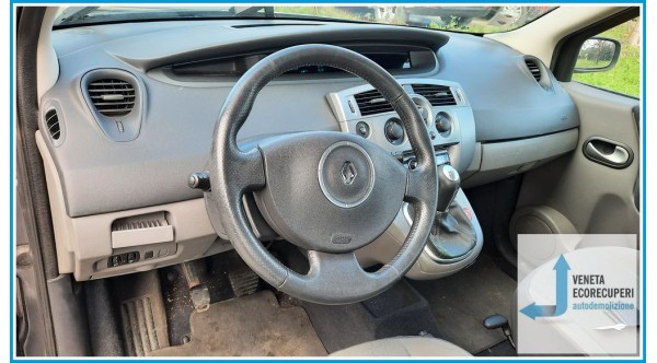 RENAULT SCENIC 2a Serie  del 2008 parti usate e ricambi - Tipo Motore K4M87