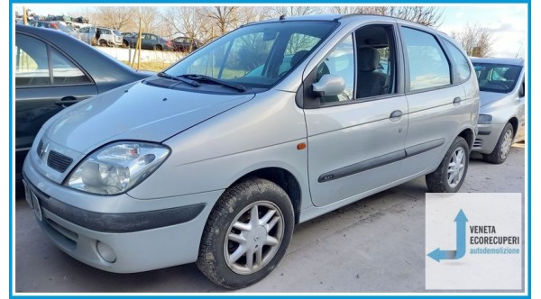 RENAULT MEGANE 1a Serie  del 1999 parti usate e ricambi