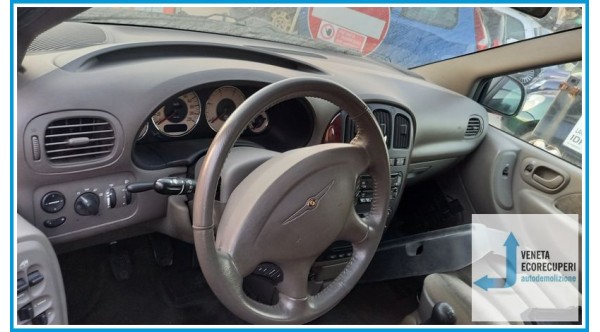 CHRYSLER VOYAGER/GRAND VOYAGER  del 2001 parti usate e ricambi