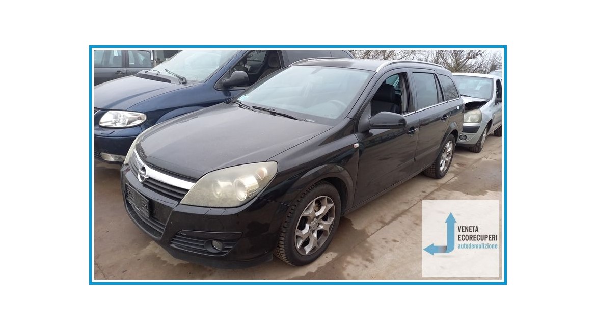 OPEL ASTRA A04 del 2005 parti usate e ricambi