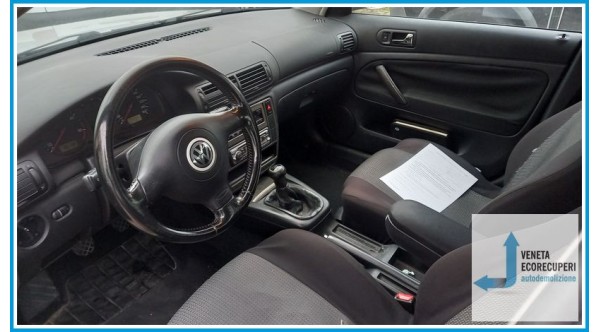 VOLKSWAGEN PASSAT 3B del 2000 parti usate e ricambi
