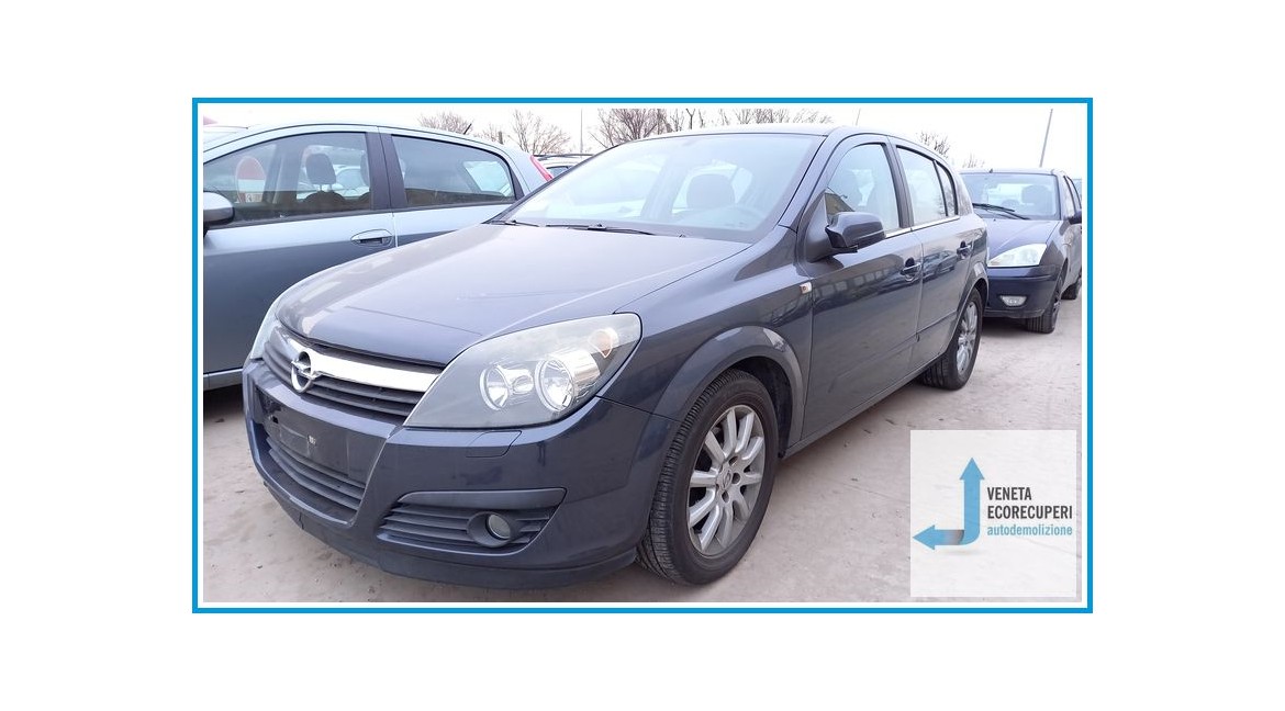 OPEL ASTRA A04 del 2006 parti usate e ricambi