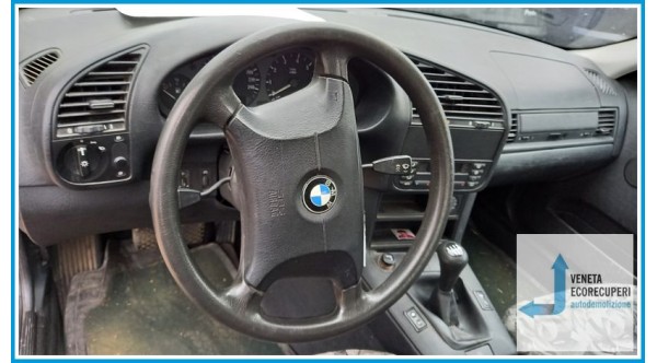 BMW Serie 3 E36 del 1996 parti usate e ricambi
