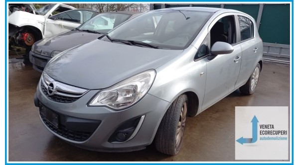 OPEL CORSA S07 del 2011 parti usate e ricambi