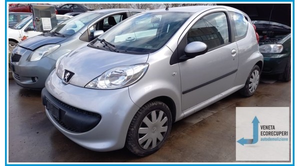 PEUGEOT 107  del 2006 parti usate e ricambi