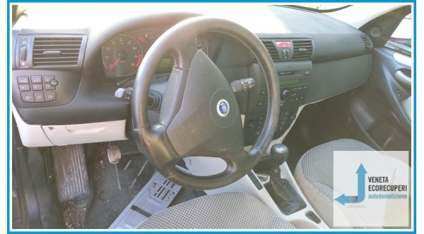 FIAT STILO 2V del 2004 parti usate e ricambi