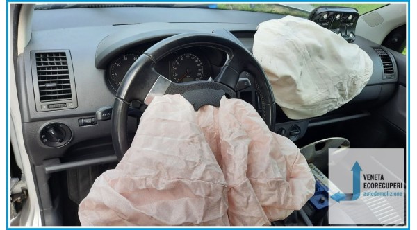 VOLKSWAGEN POLO 9N del 2008 parti usate e ricambi