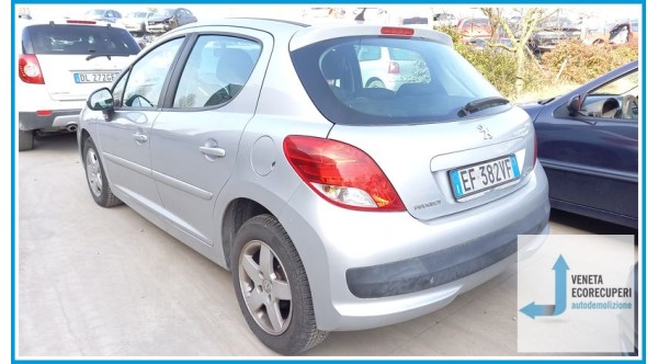 PEUGEOT 207  del 2010 parti usate e ricambi