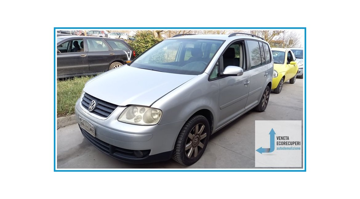 VOLKSWAGEN TOURAN 1T del 2004 parti usate e ricambi