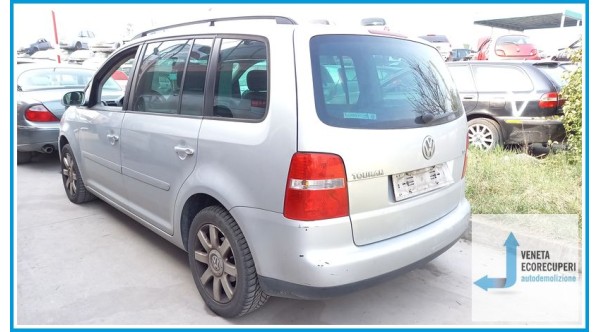 VOLKSWAGEN TOURAN 1T del 2004 parti usate e ricambi