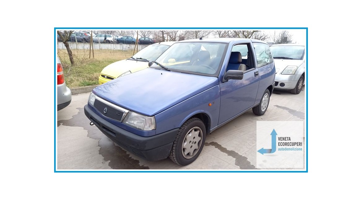 LANCIA Y 10 Autobianch del 1995 parti usate e ricambi