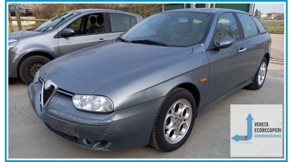 ALFA ROMEO 156 1a Serie  del 2002 parti usate e ricambi