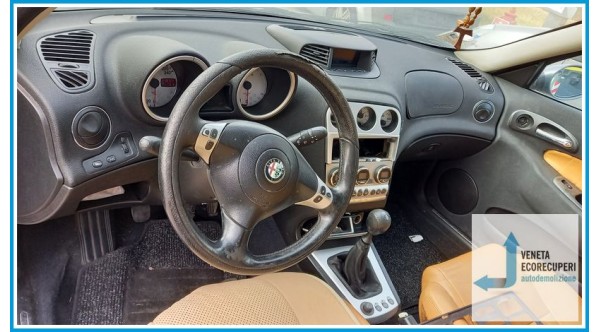 ALFA ROMEO 156 1a Serie  del 2002 parti usate e ricambi