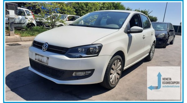 VOLKSWAGEN POLO 6R del 2012 parti usate e ricambi