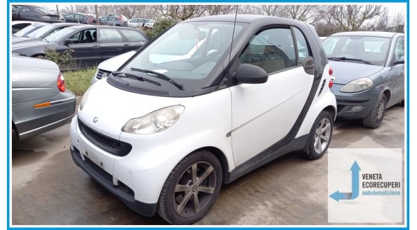 SMART FORTWO A/C451 del 2008 parti usate e ricambi