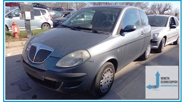 LANCIA YPSILON TE del 2006 parti usate e ricambi