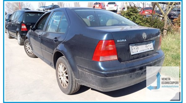 VOLKSWAGEN BORA 1J del 2005 parti usate e ricambi
