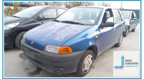 FIAT PUNTO 1a Serie  del 1996 parti usate e ricambi