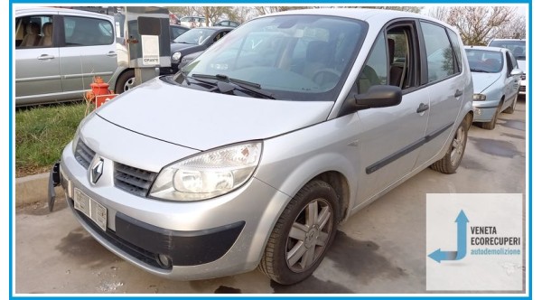 RENAULT MEGANE 2a Serie  del 2006 parti usate e ricambi