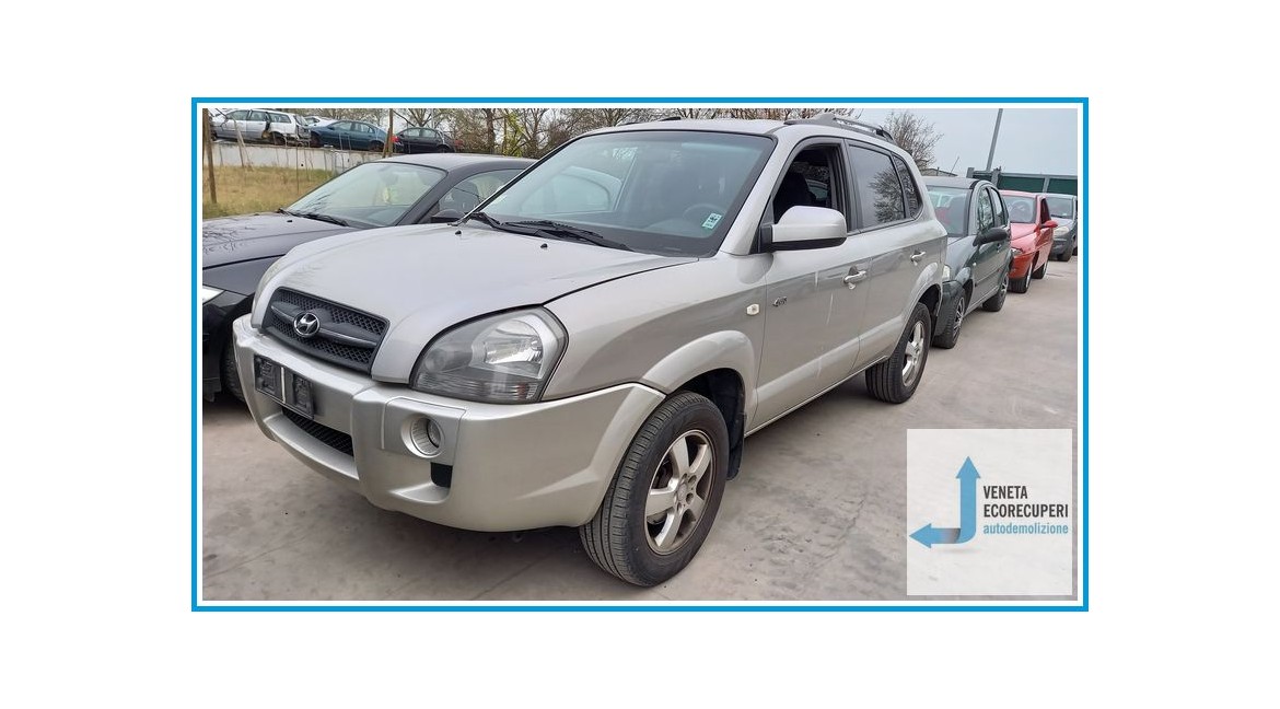 HYUNDAI TUCSON  del 2009 parti usate e ricambi