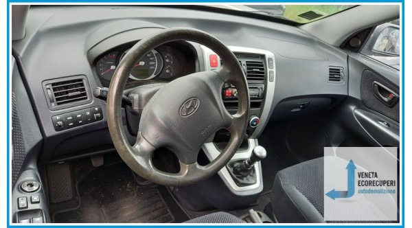 HYUNDAI TUCSON  del 2009 parti usate e ricambi
