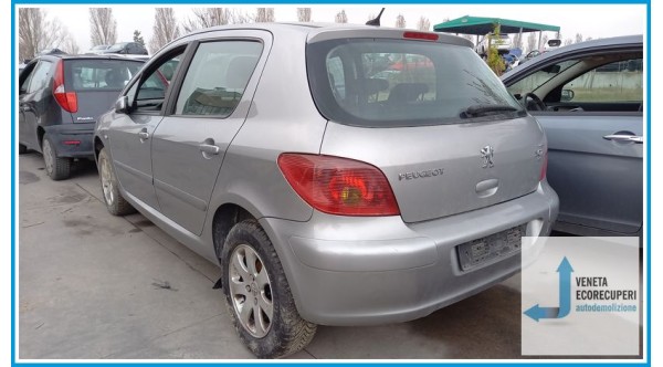 PEUGEOT 307  del 2005 parti usate e ricambi