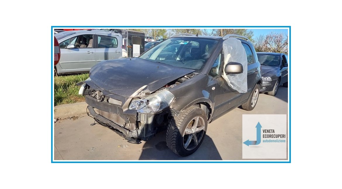 FIAT SEDICI 3B del 2010 parti usate e ricambi