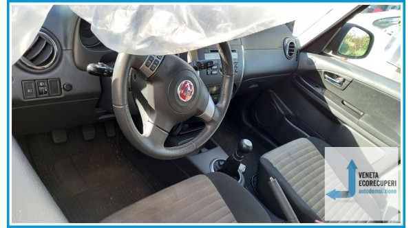 FIAT SEDICI 3B del 2010 parti usate e ricambi