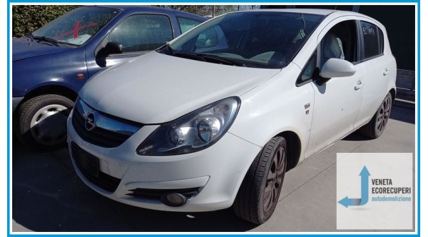 OPEL CORSA S07 del 2010 parti usate e ricambi