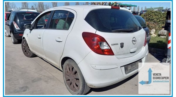 OPEL CORSA S07 del 2010 parti usate e ricambi