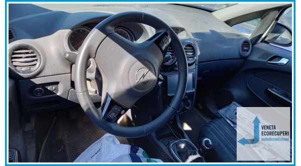 OPEL CORSA S07 del 2010 parti usate e ricambi