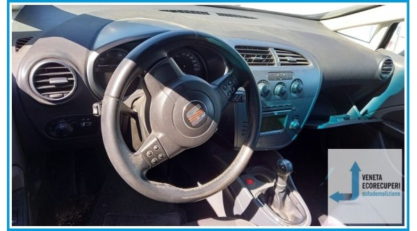 SEAT LEON 1P del 2008 parti usate e ricambi