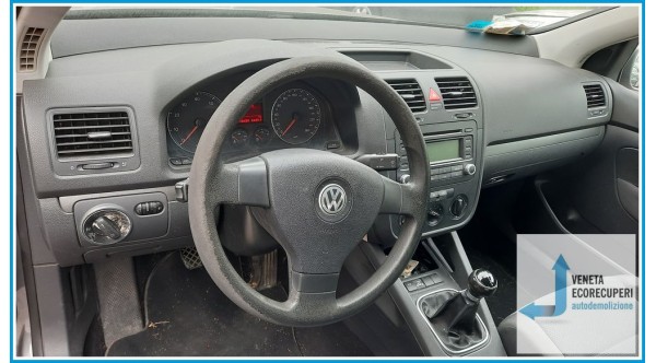 VOLKSWAGEN GOLF 1K del 2006 parti usate e ricambi
