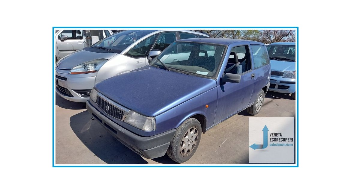 LANCIA Y 10 Autobianch del 1995 parti usate e ricambi