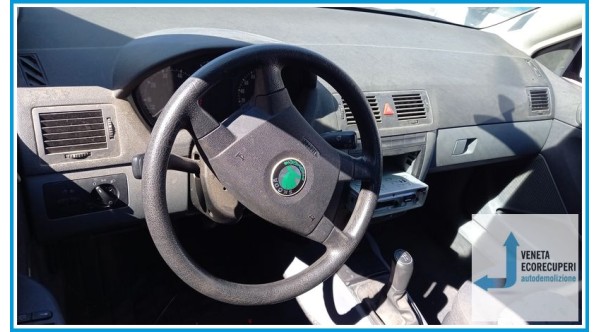 SKODA FABIA 6Y del 2001 parti usate e ricambi