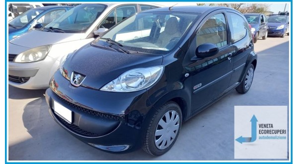 PEUGEOT 107  del 2007 parti usate e ricambi