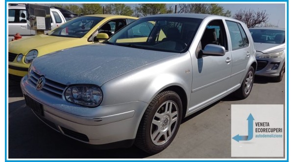 VOLKSWAGEN GOLF 1J del 2002 parti usate e ricambi